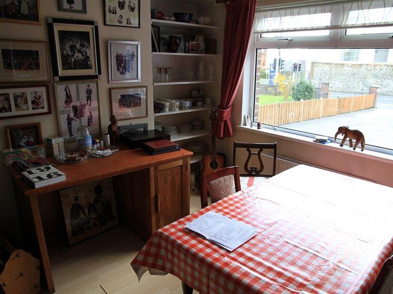 City Centre B & B 런던데리 외부 사진